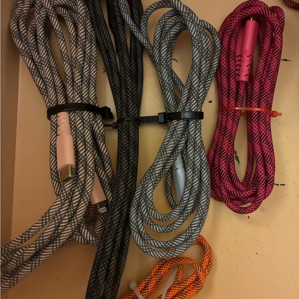 Lot of 50 Fast Charging Braided USB/C To iPhone Charging Cables-Phones/iPads